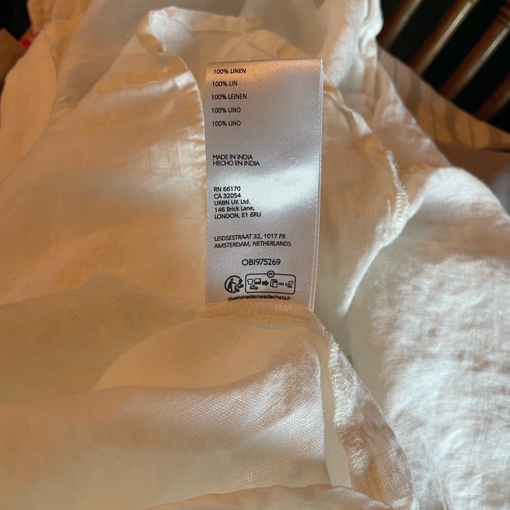 Pilcro White Ruffle-Sleeve Cotton Blouse - Picture 6 of 9